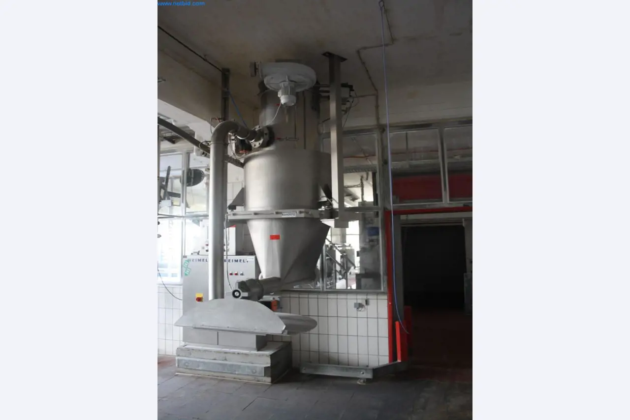 Devices for air conditioning, heating and cooling, workshop and storage facilities-5