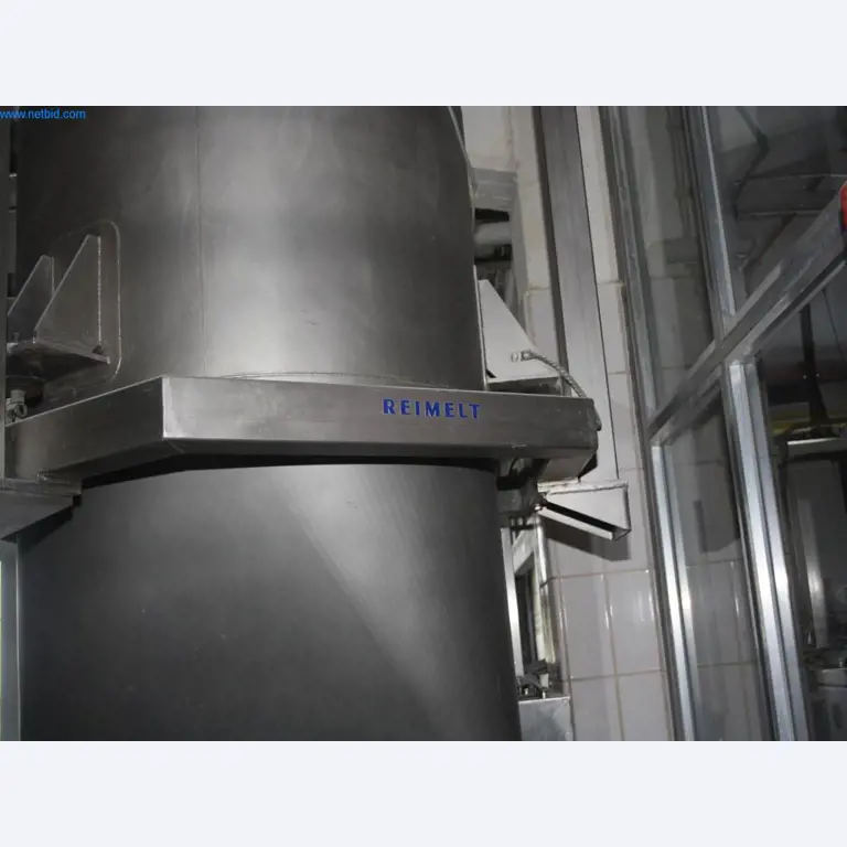 Devices for air conditioning, heating and cooling, workshop and storage facilities-8