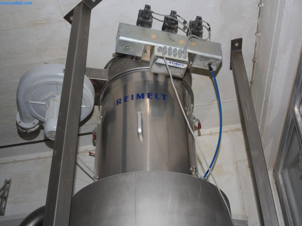 Devices for air conditioning, heating and cooling, workshop and storage facilities-9