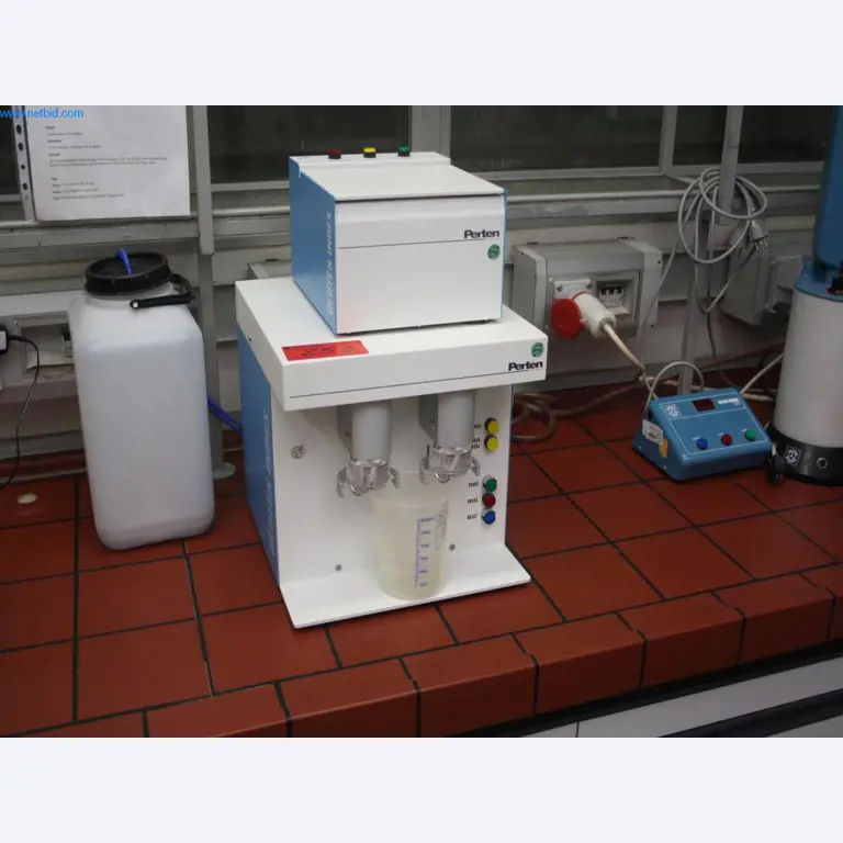 Devices for air conditioning, heating and cooling, workshop and storage facilities-1