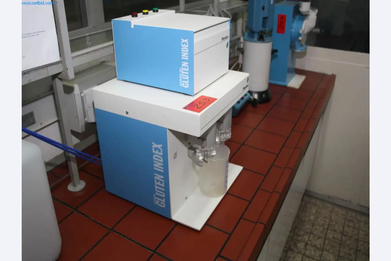 Devices for air conditioning, heating and cooling, workshop and storage facilities-2