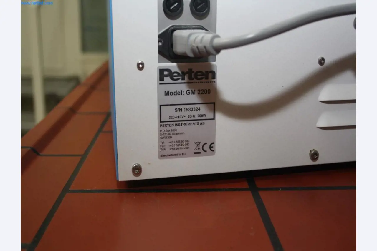 Devices for air conditioning, heating and cooling, workshop and storage facilities-4