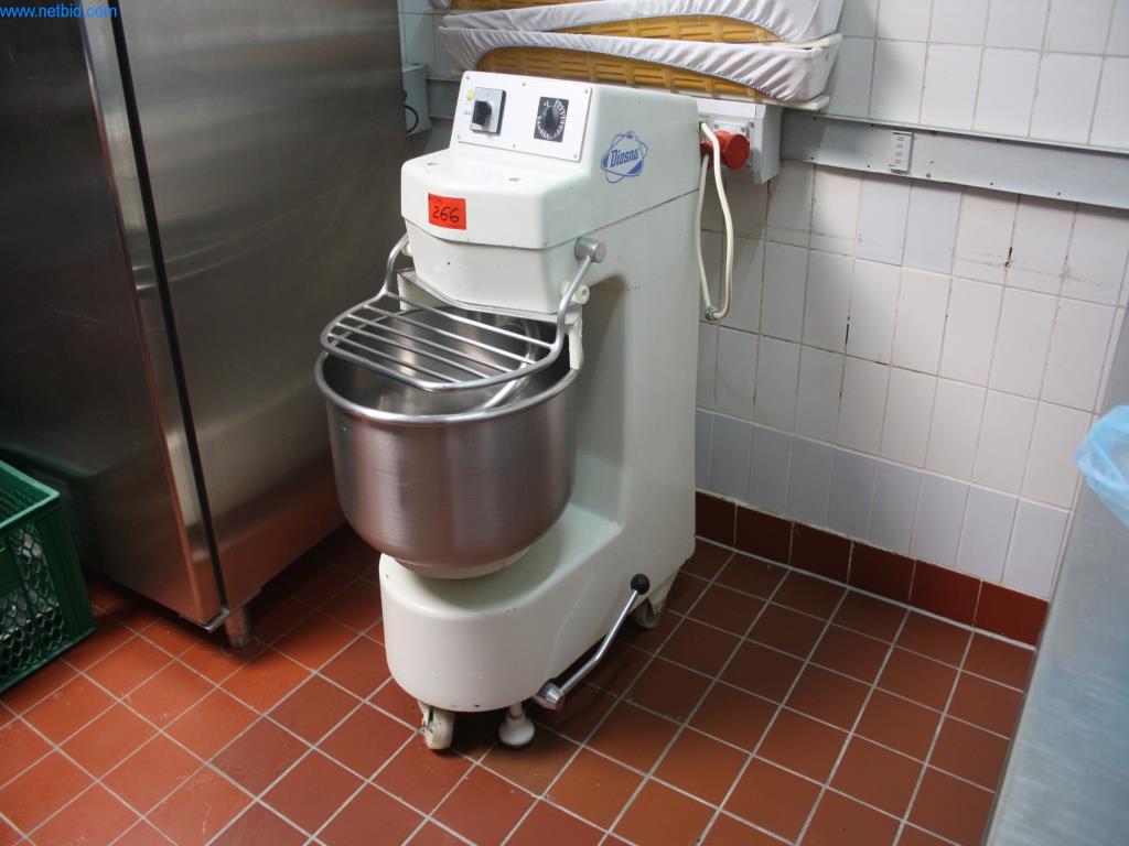 Devices for air conditioning, heating and cooling, workshop and storage facilities-2