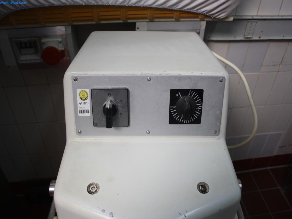 Devices for air conditioning, heating and cooling, workshop and storage facilities-5