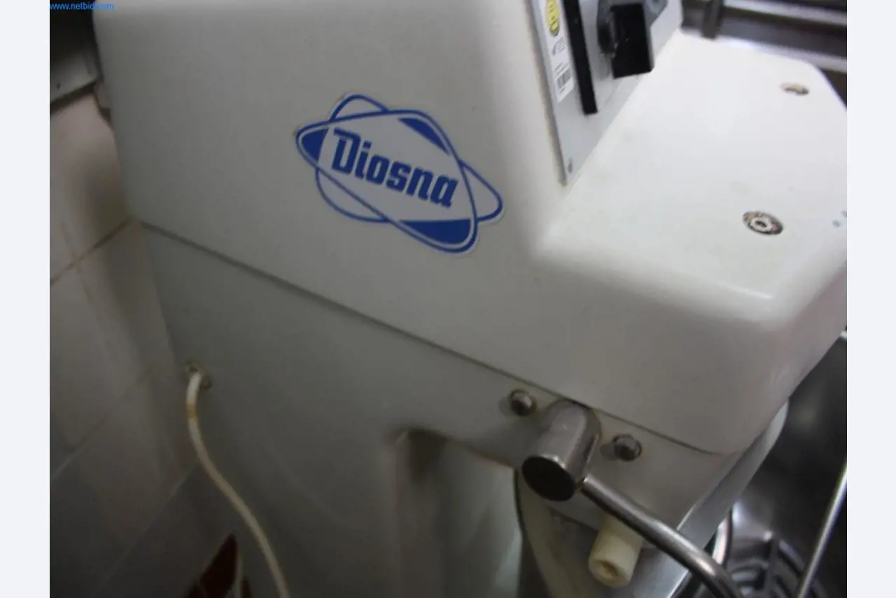 Devices for air conditioning, heating and cooling, workshop and storage facilities-6