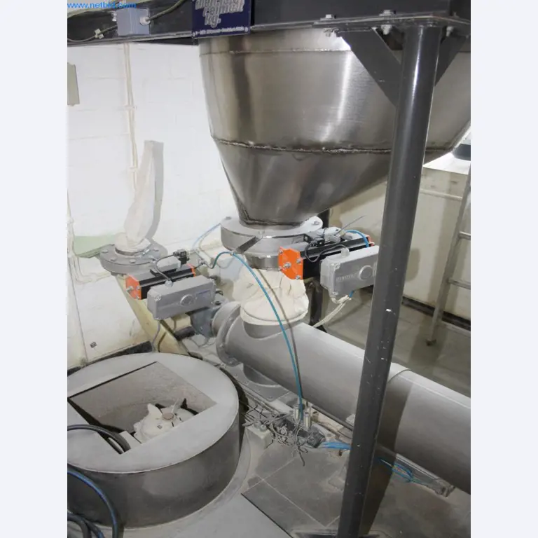 Devices for air conditioning, heating and cooling, workshop and storage facilities-3