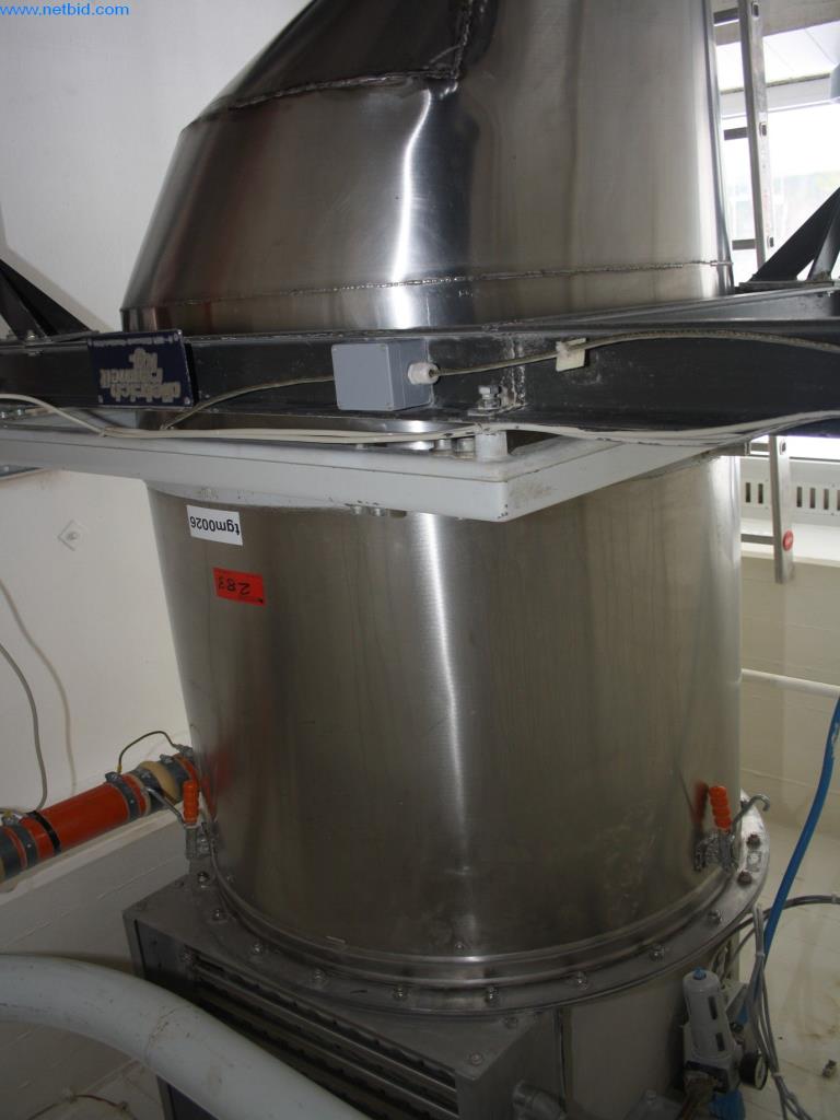 Devices for air conditioning, heating and cooling, workshop and storage facilities-7