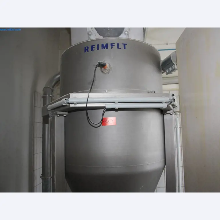 Devices for air conditioning, heating and cooling, workshop and storage facilities-1