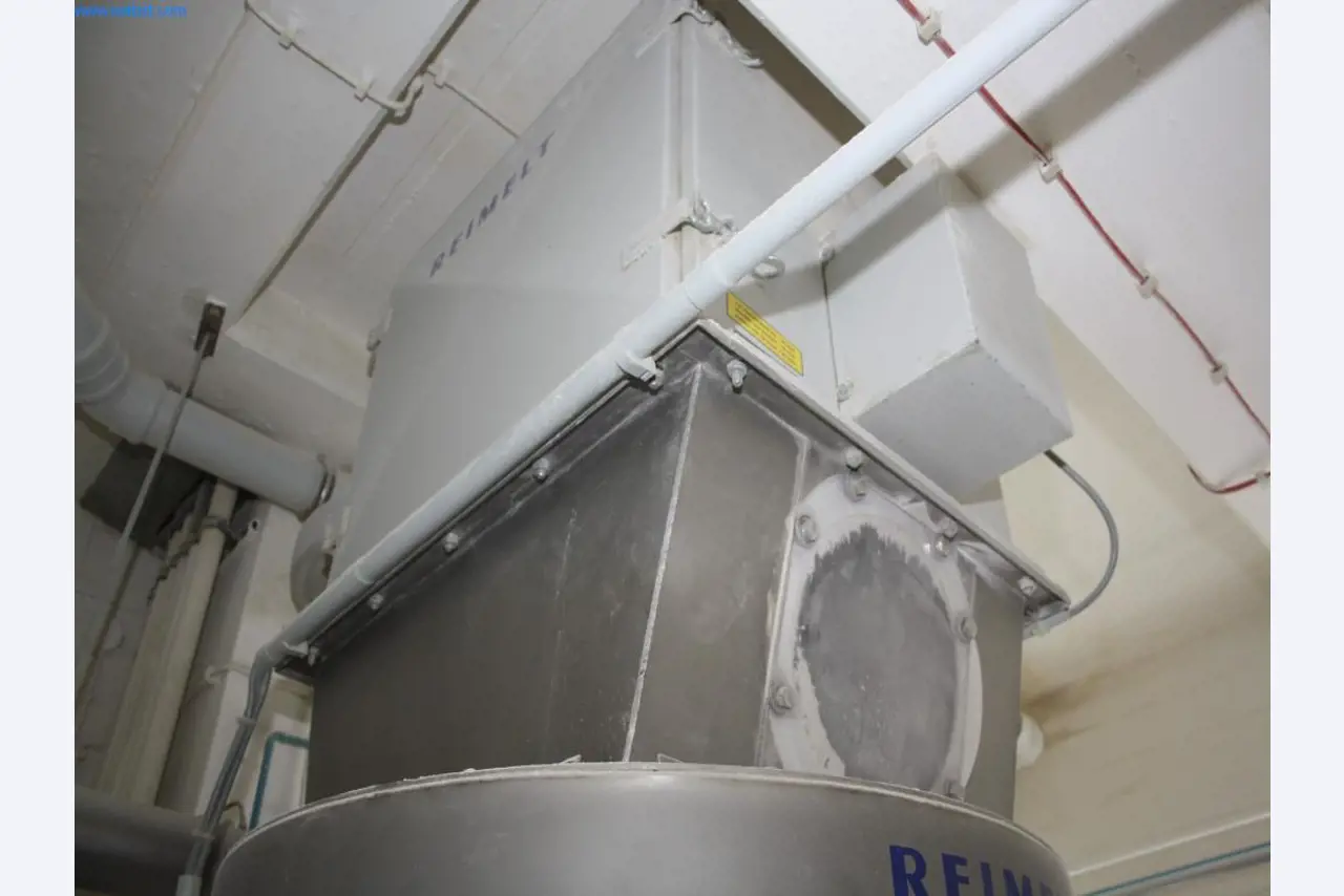 Devices for air conditioning, heating and cooling, workshop and storage facilities-4