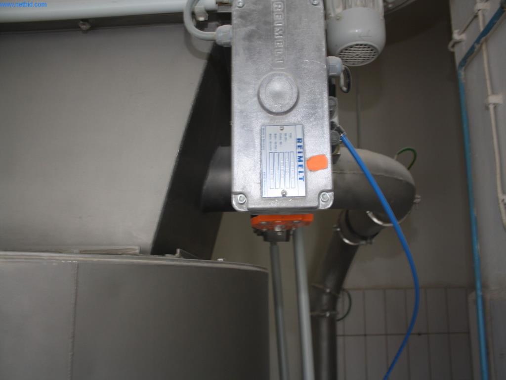 Devices for air conditioning, heating and cooling, workshop and storage facilities-6