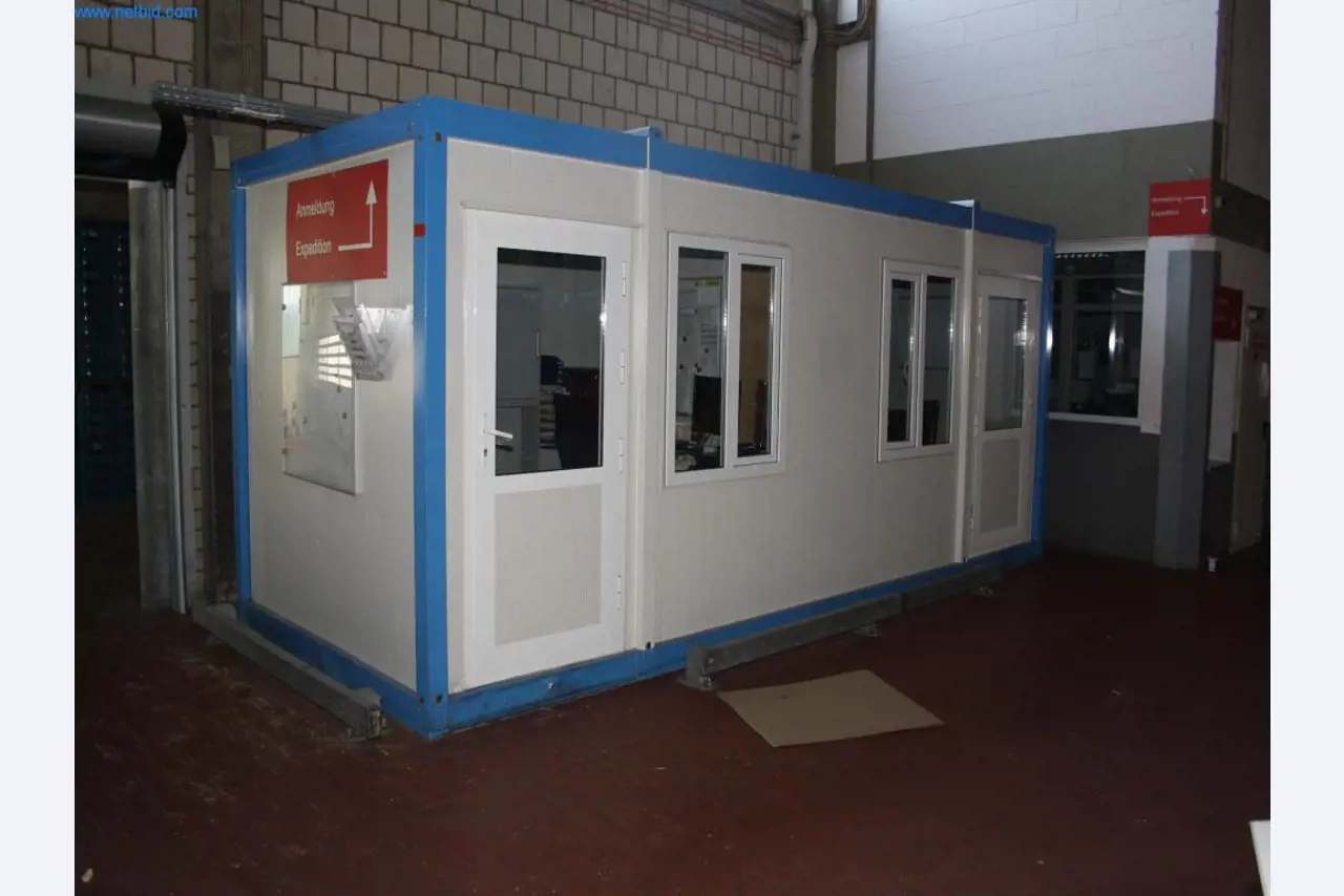 Devices for air conditioning, heating and cooling, workshop and storage facilities-3