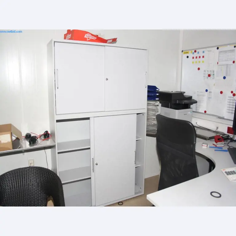 Devices for air conditioning, heating and cooling, workshop and storage facilities-4