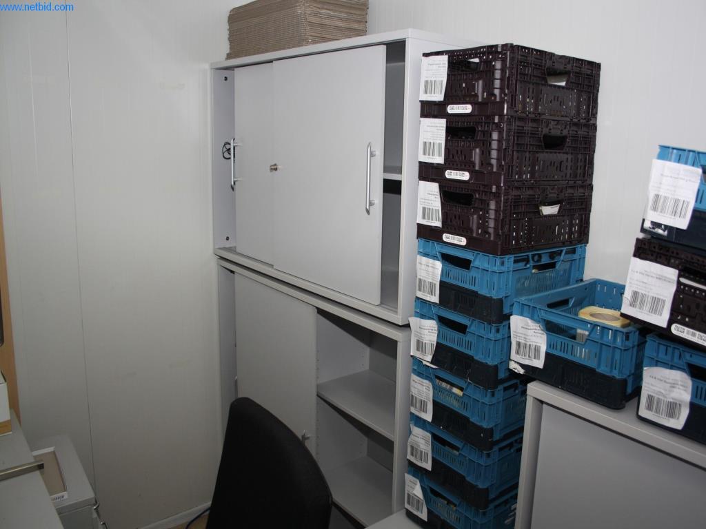 Devices for air conditioning, heating and cooling, workshop and storage facilities-7