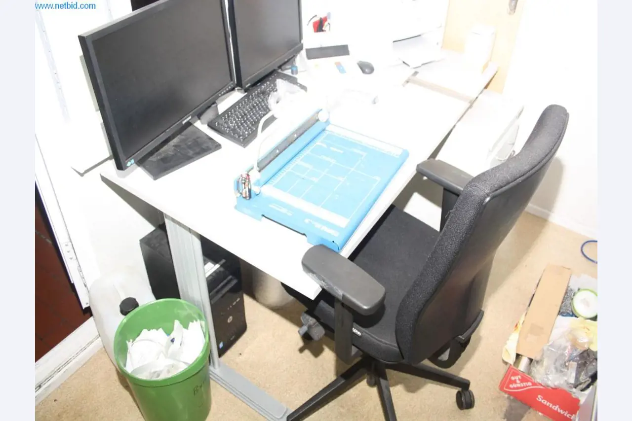 Devices for air conditioning, heating and cooling, workshop and storage facilities-8