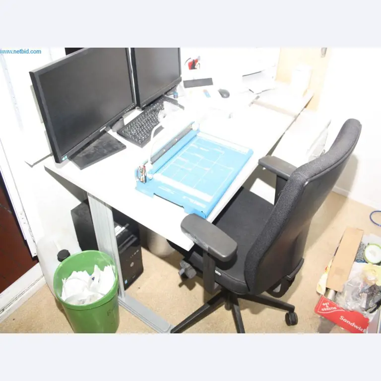 Devices for air conditioning, heating and cooling, workshop and storage facilities-8