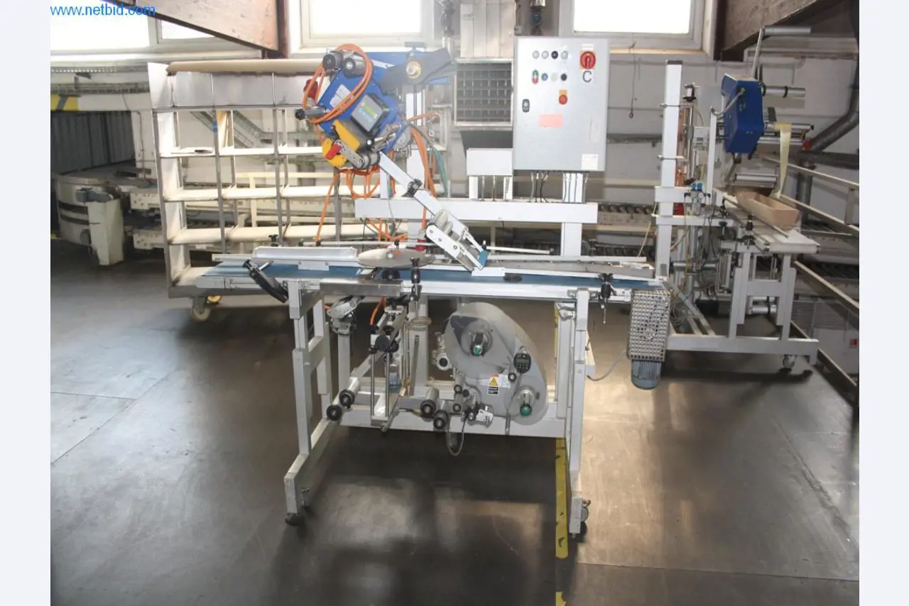 Devices for air conditioning, heating and cooling, workshop and storage facilities-1