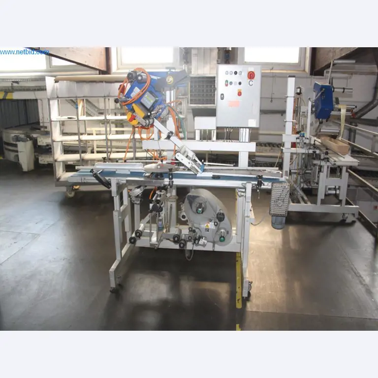 Devices for air conditioning, heating and cooling, workshop and storage facilities-1