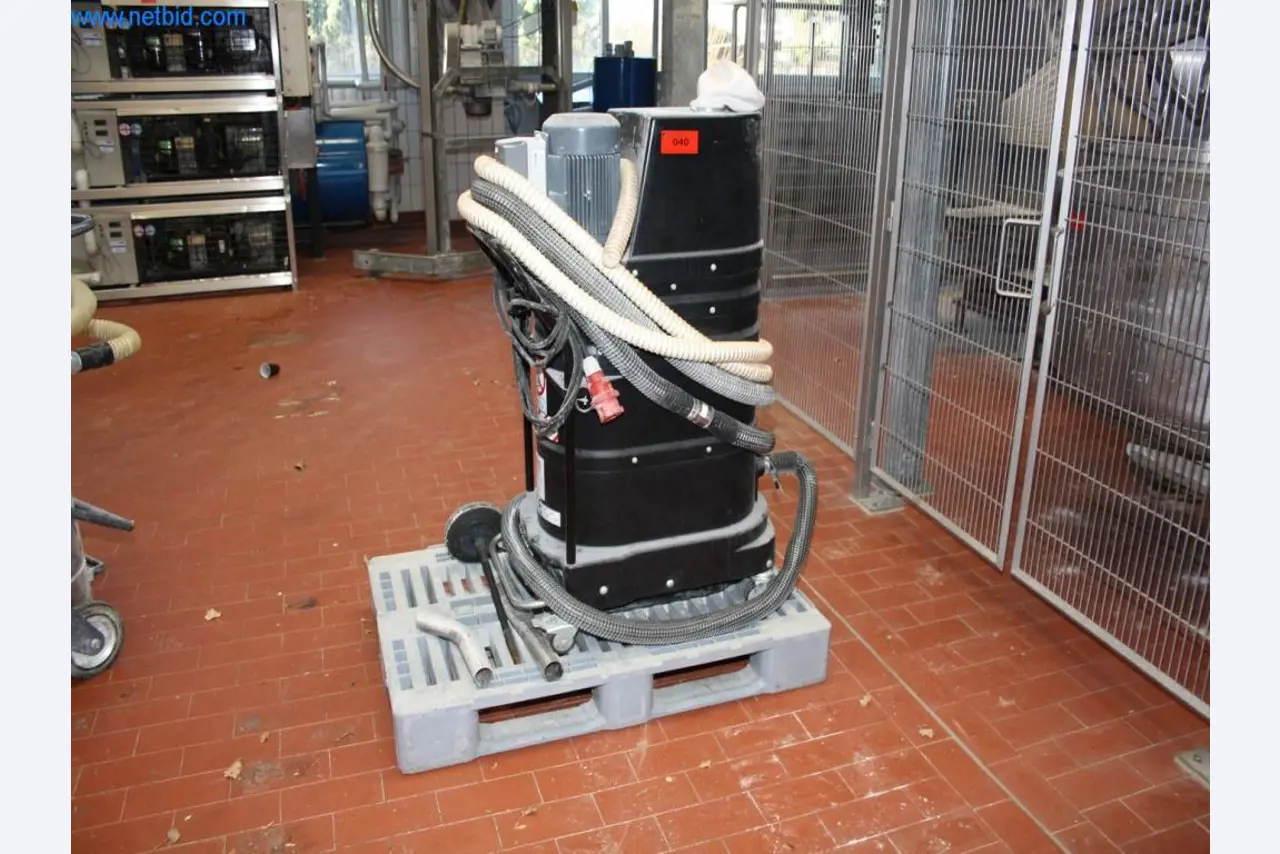 Devices for air conditioning, heating and cooling, workshop and storage facilities-1