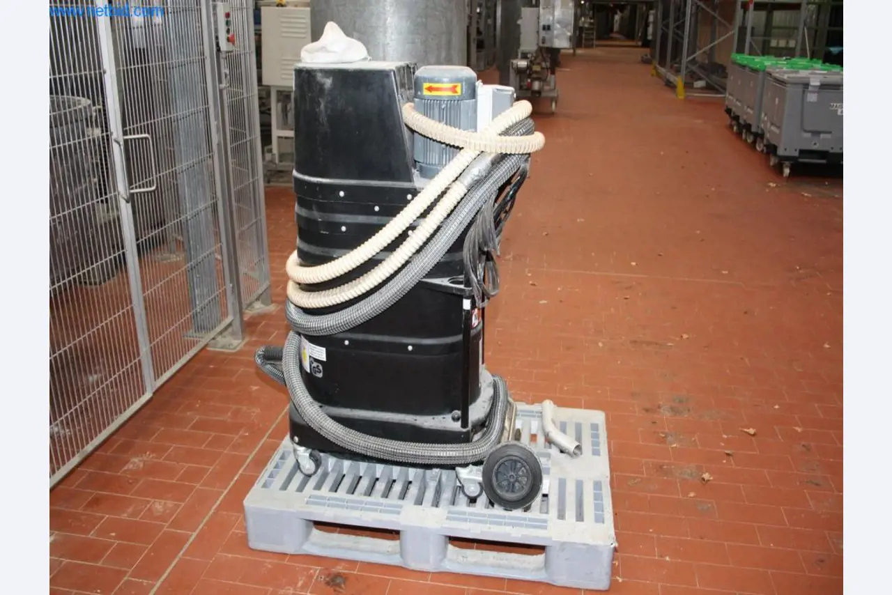 Devices for air conditioning, heating and cooling, workshop and storage facilities-2