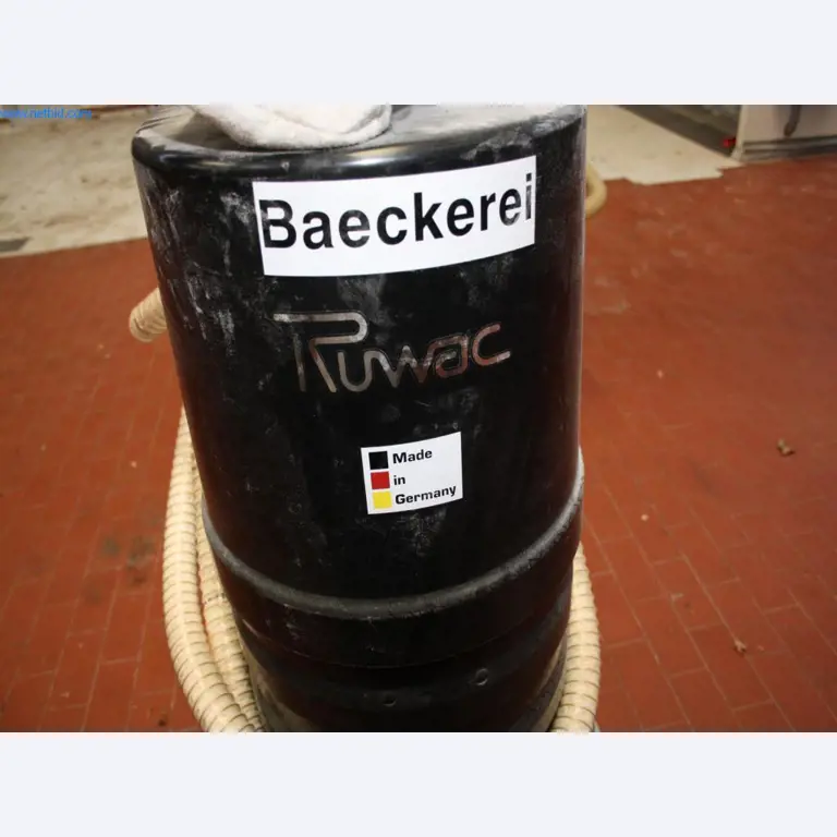 Devices for air conditioning, heating and cooling, workshop and storage facilities-3