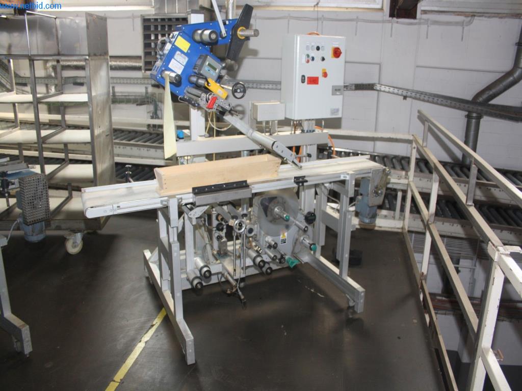 Devices for air conditioning, heating and cooling, workshop and storage facilities-1