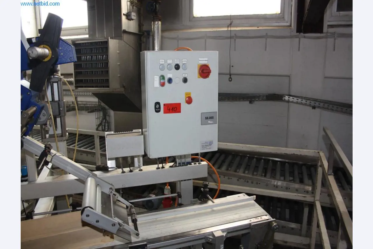 Devices for air conditioning, heating and cooling, workshop and storage facilities-3