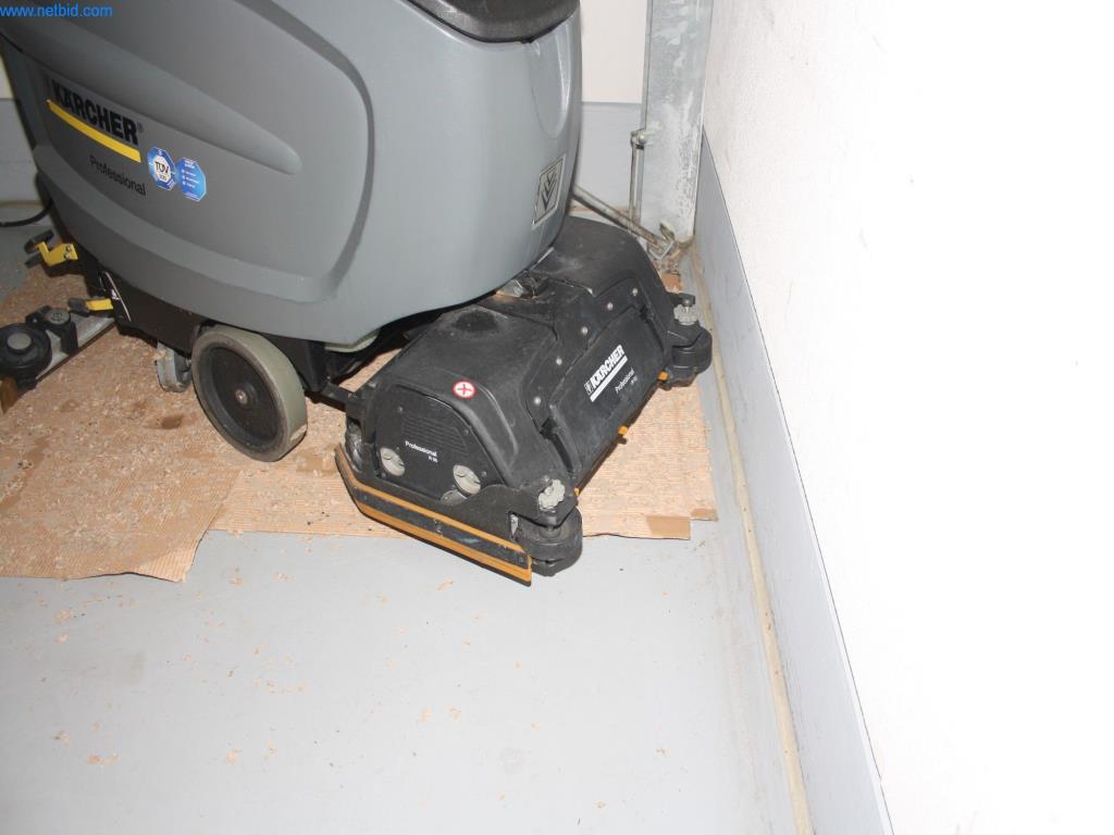 Devices for air conditioning, heating and cooling, workshop and storage facilities-4