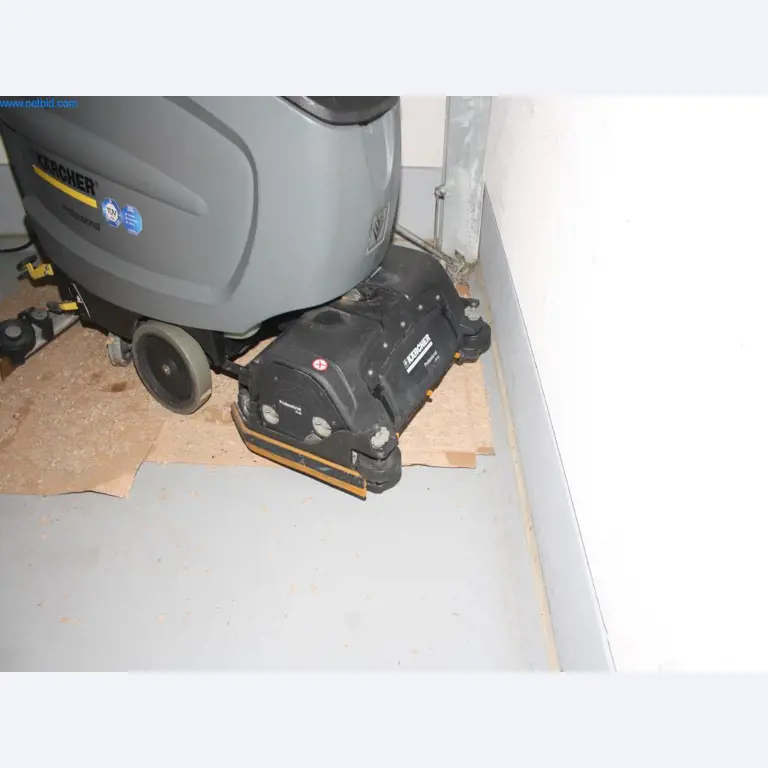 Devices for air conditioning, heating and cooling, workshop and storage facilities-4