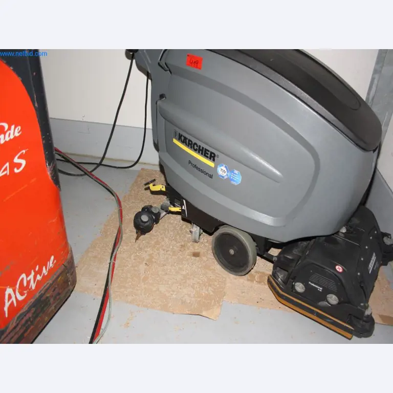 Devices for air conditioning, heating and cooling, workshop and storage facilities-5