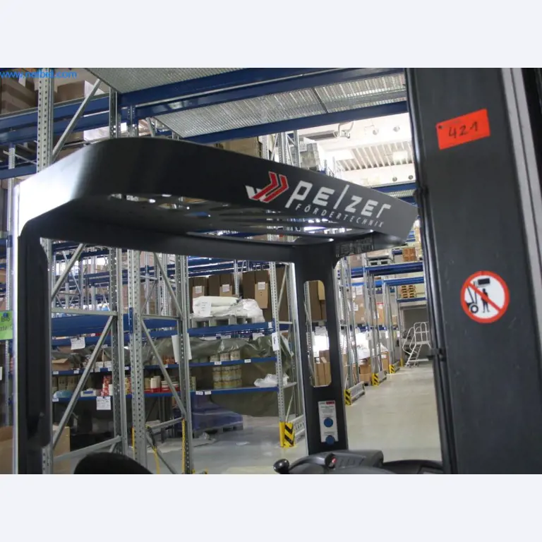 Devices for air conditioning, heating and cooling, workshop and storage facilities-4