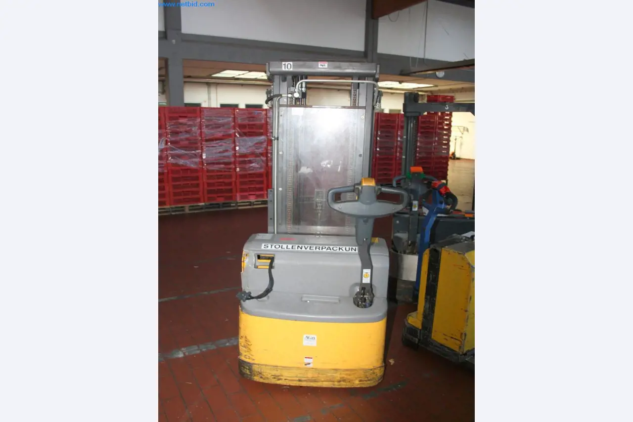 Devices for air conditioning, heating and cooling, workshop and storage facilities-2