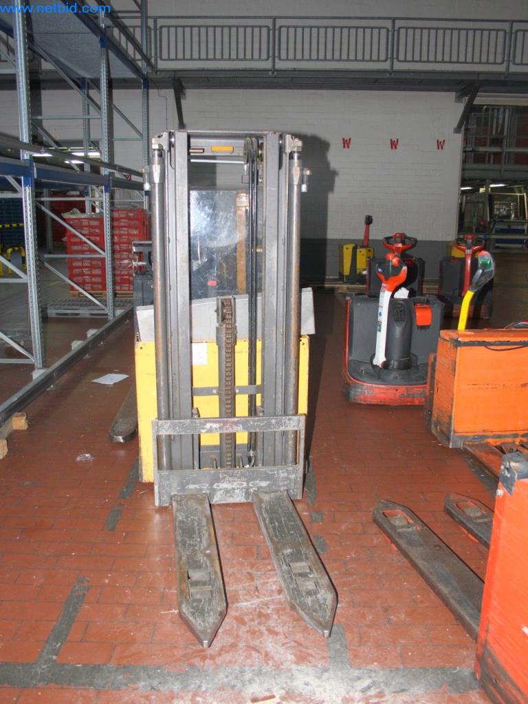 Devices for air conditioning, heating and cooling, workshop and storage facilities-2