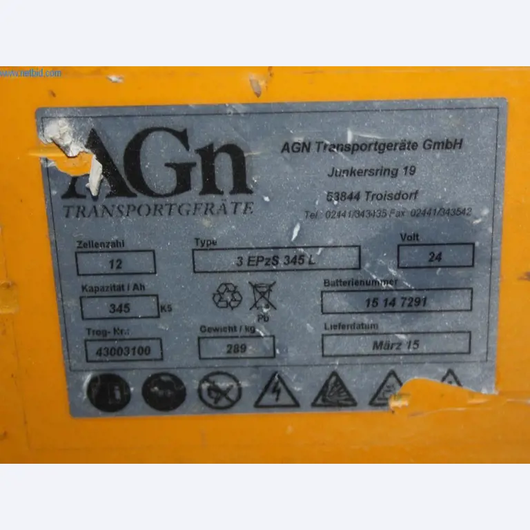 Devices for air conditioning, heating and cooling, workshop and storage facilities-5