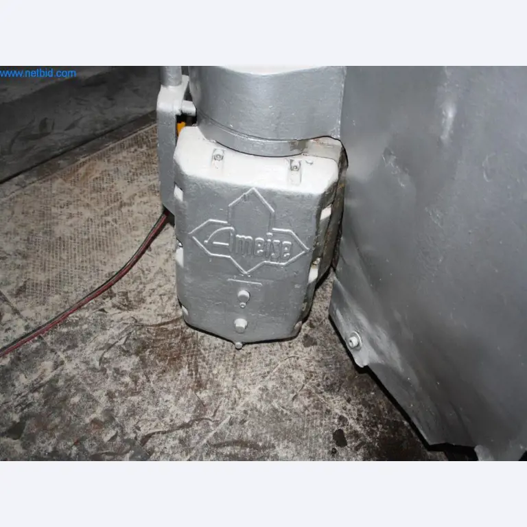 Devices for air conditioning, heating and cooling, workshop and storage facilities-7