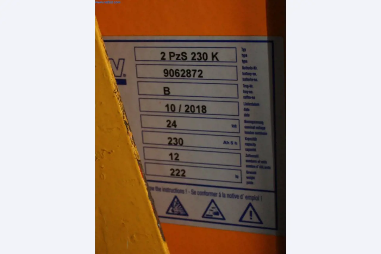 Devices for air conditioning, heating and cooling, workshop and storage facilities-4