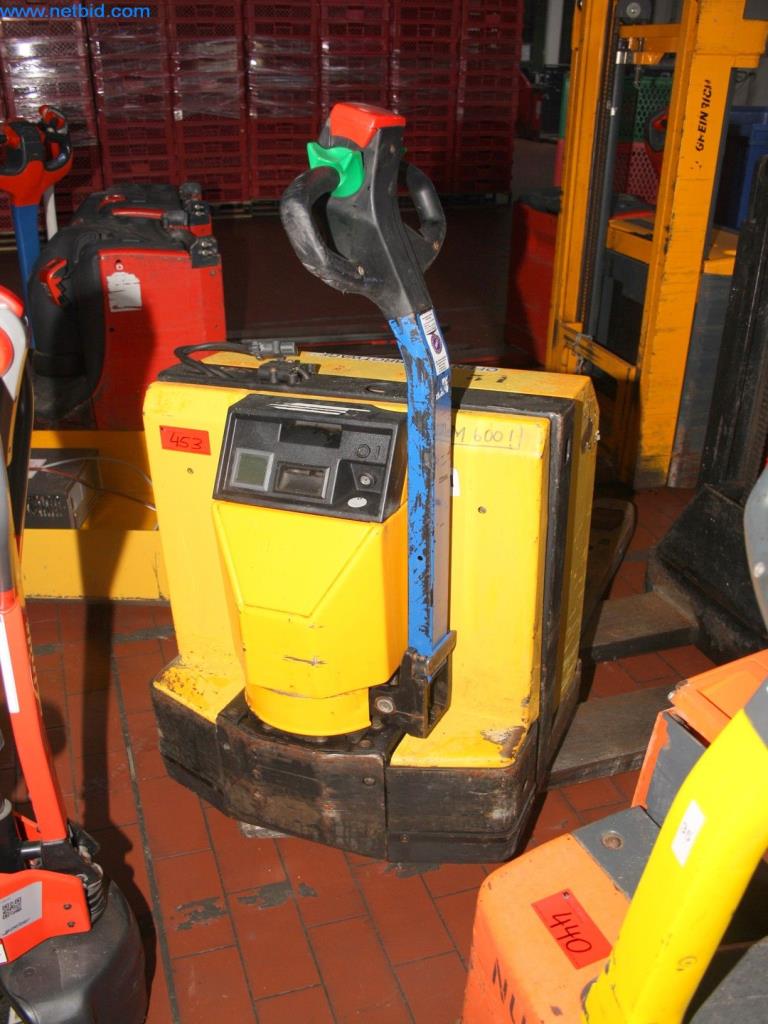 Devices for air conditioning, heating and cooling, workshop and storage facilities-4