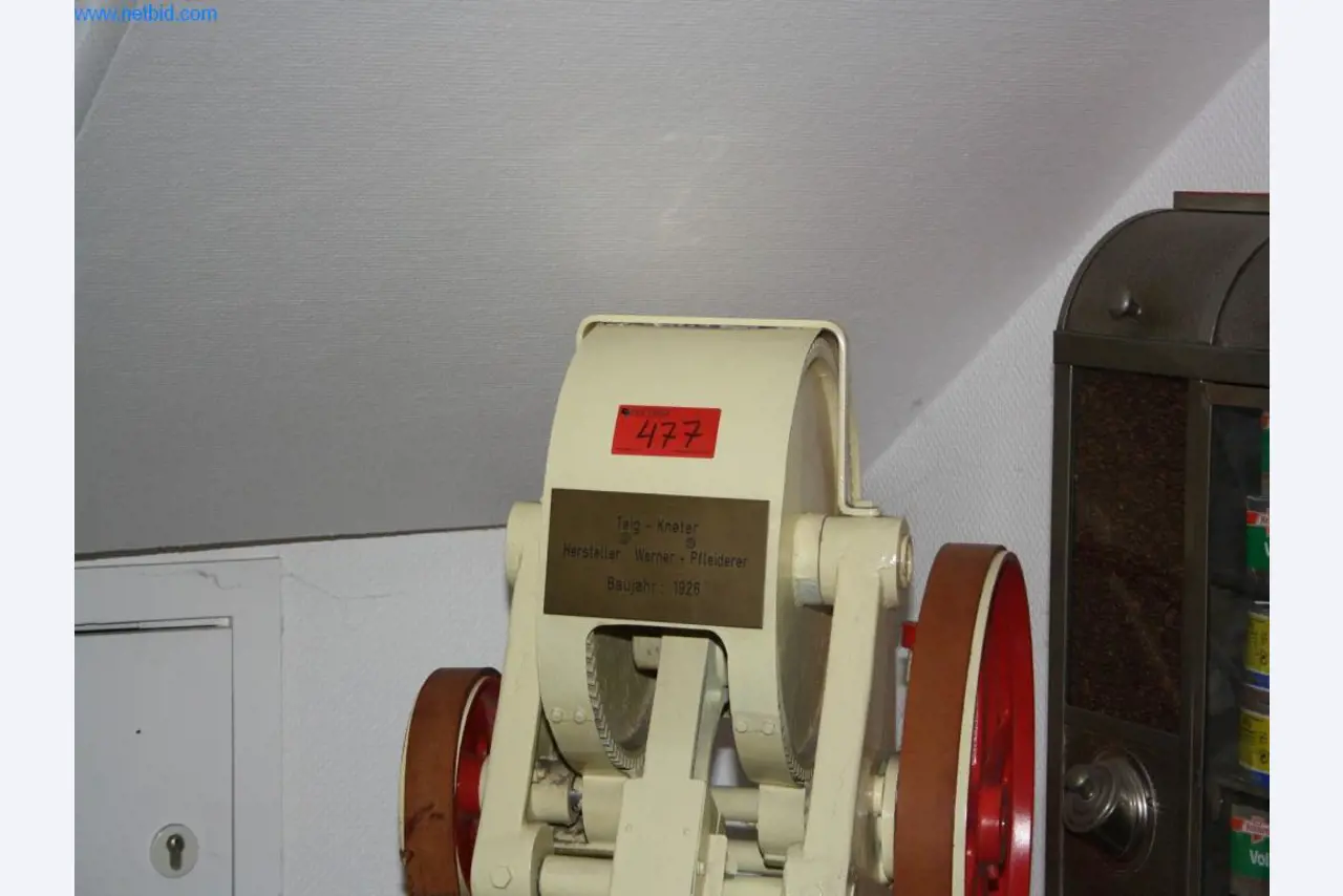 Devices for air conditioning, heating and cooling, workshop and storage facilities-4