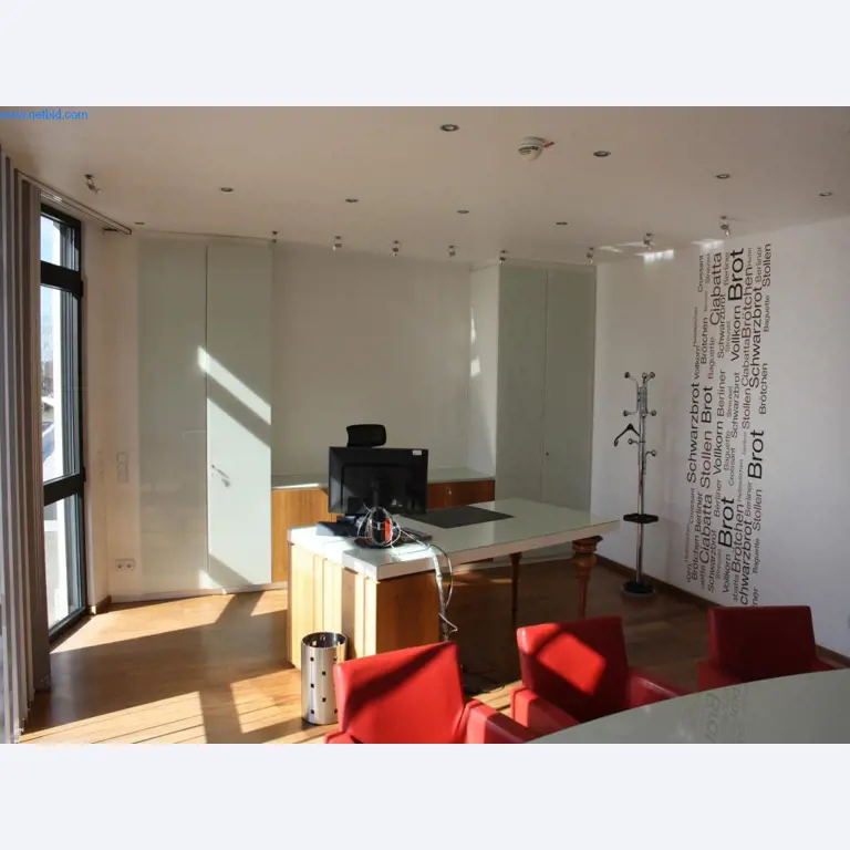 Devices for air conditioning, heating and cooling, workshop and storage facilities-11