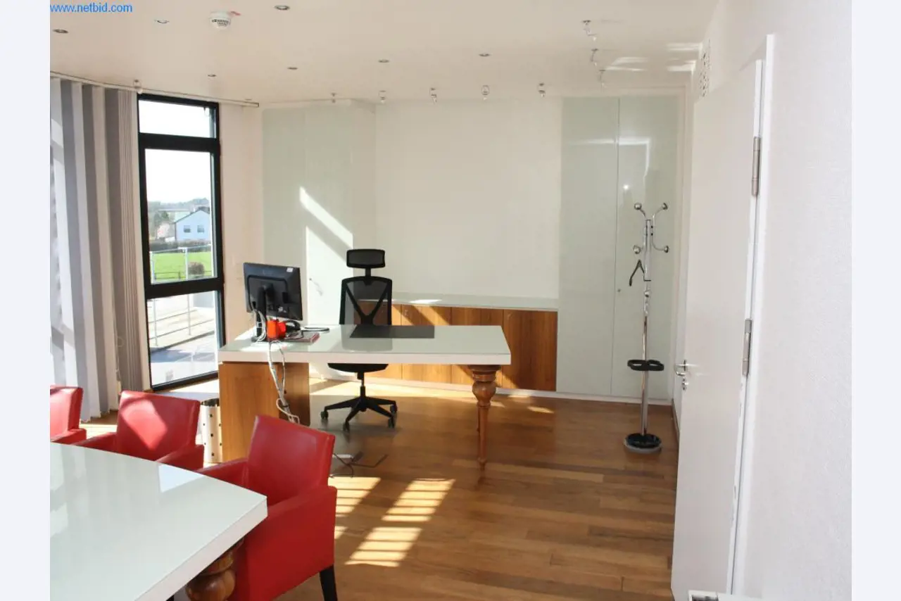 Devices for air conditioning, heating and cooling, workshop and storage facilities-1