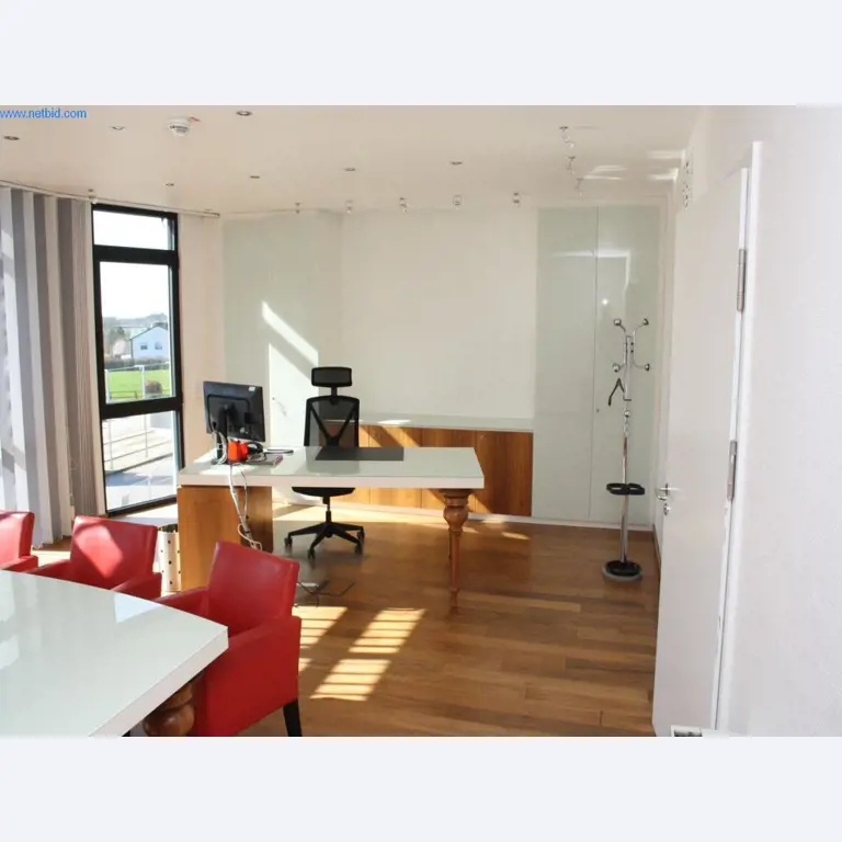 Devices for air conditioning, heating and cooling, workshop and storage facilities-1