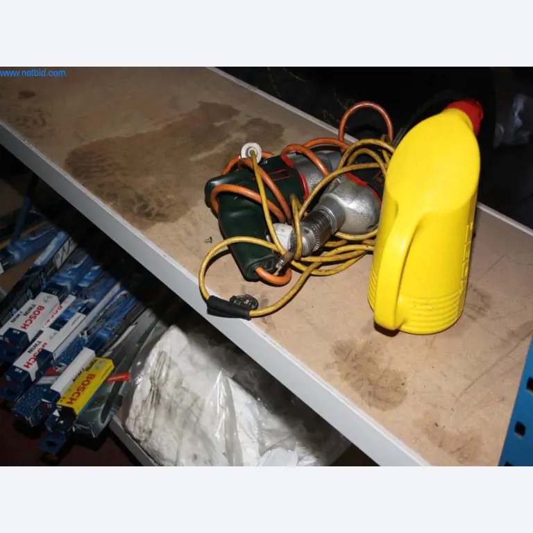 Devices for air conditioning, heating and cooling, workshop and storage facilities-10