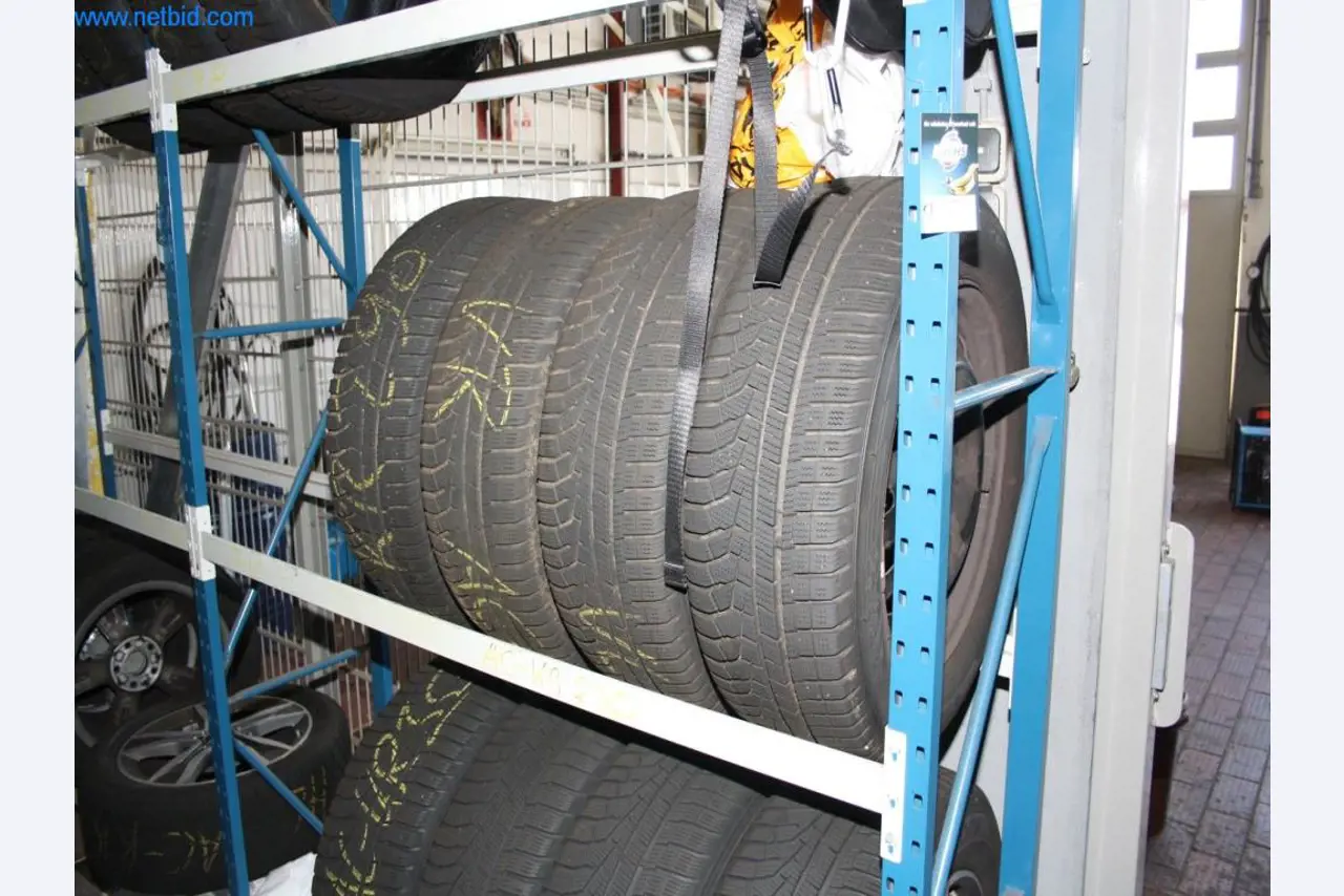 Devices for air conditioning, heating and cooling, workshop and storage facilities-22