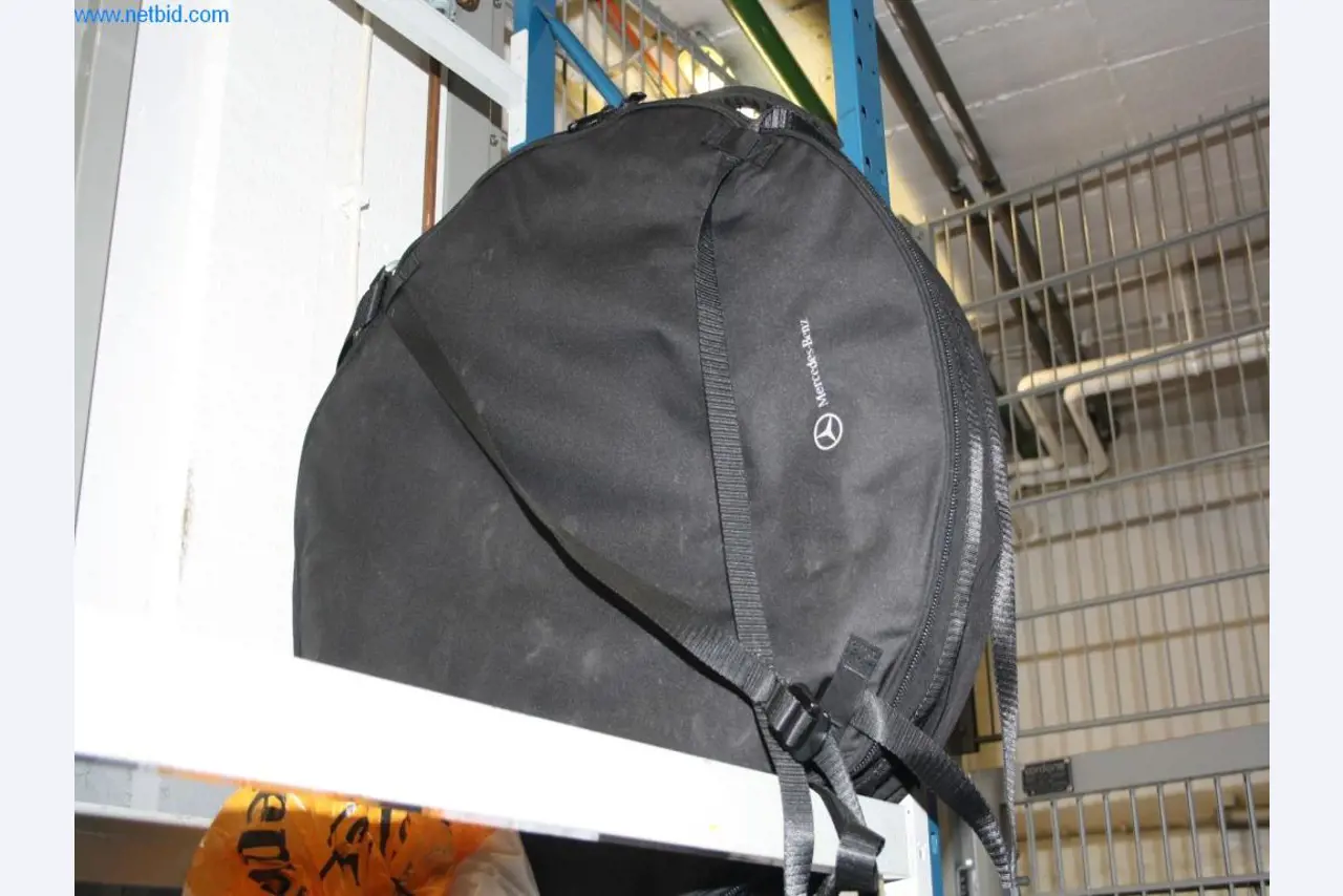 Devices for air conditioning, heating and cooling, workshop and storage facilities-24