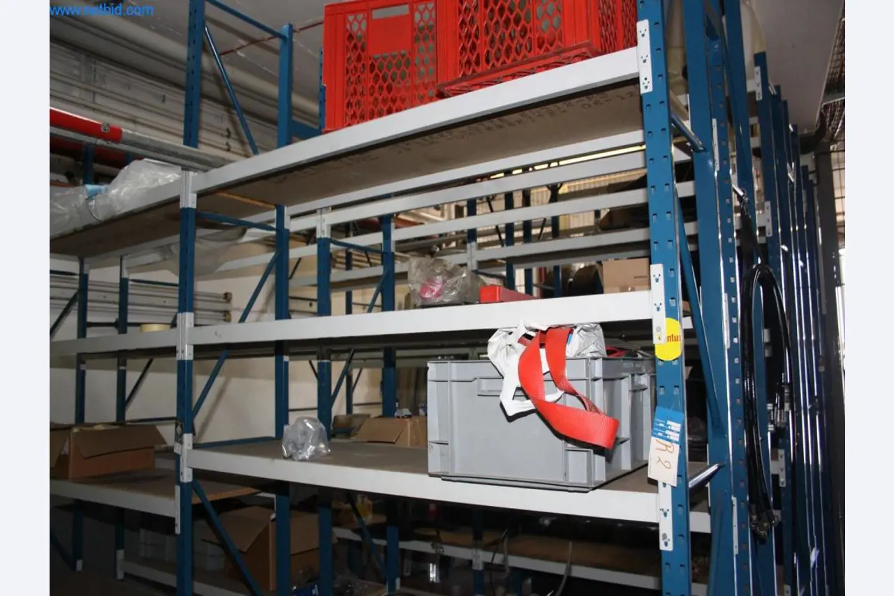 Devices for air conditioning, heating and cooling, workshop and storage facilities-6