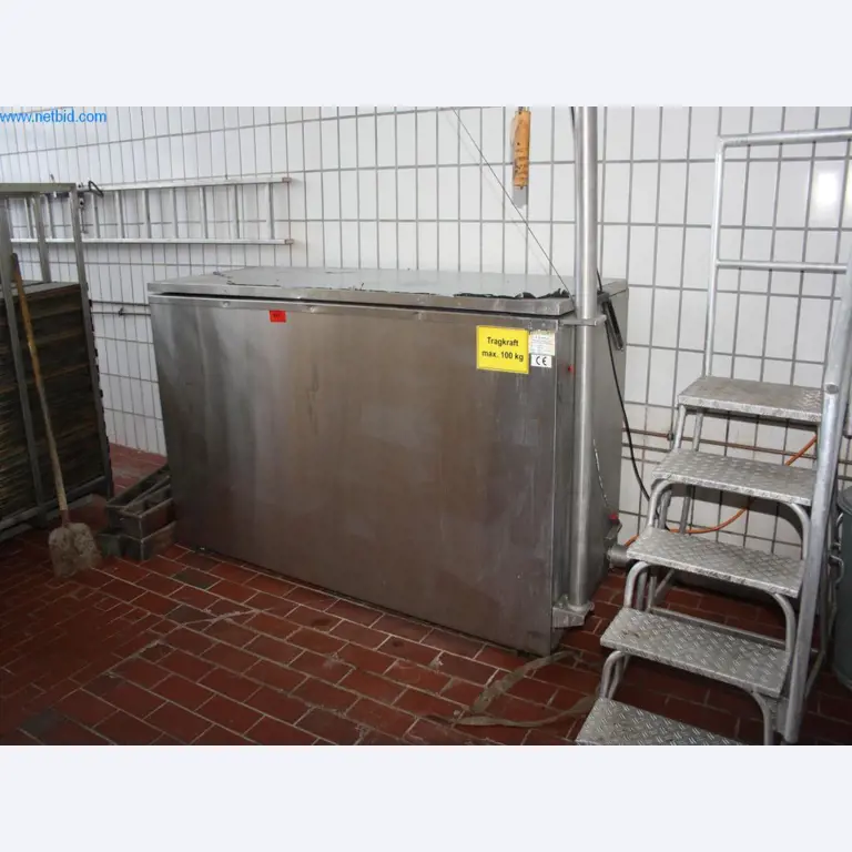 Devices for air conditioning, heating and cooling, workshop and storage facilities-1