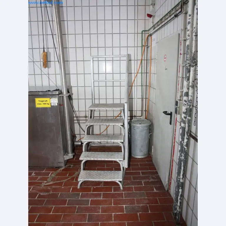 Devices for air conditioning, heating and cooling, workshop and storage facilities-3