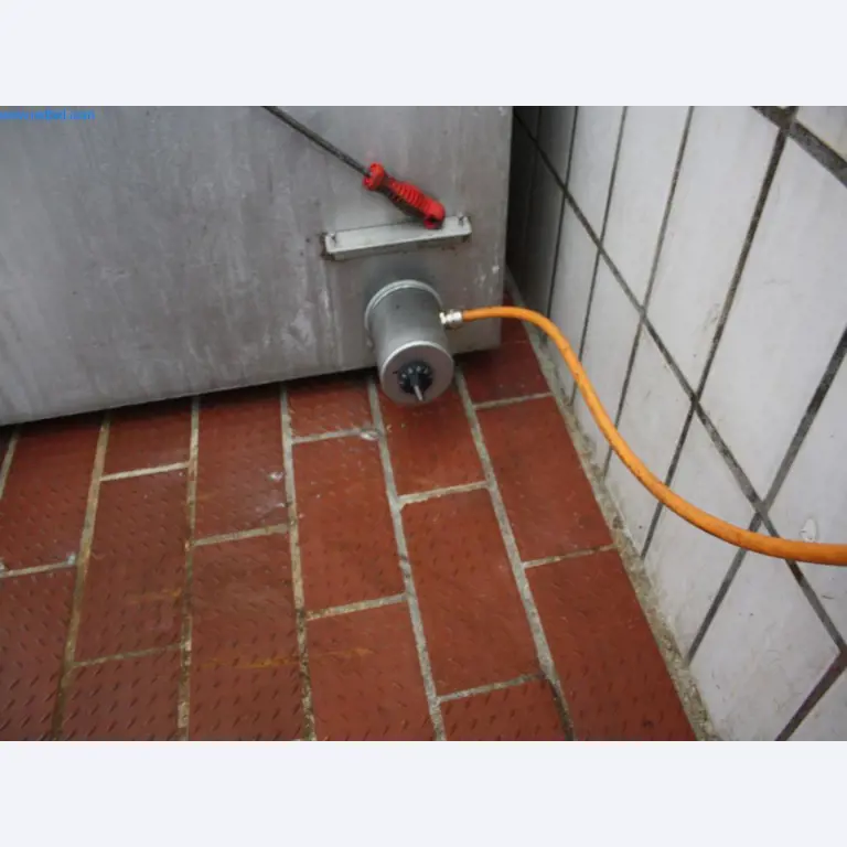 Devices for air conditioning, heating and cooling, workshop and storage facilities-6