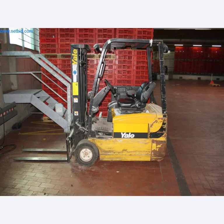 Devices for air conditioning, heating and cooling, workshop and storage facilities-1