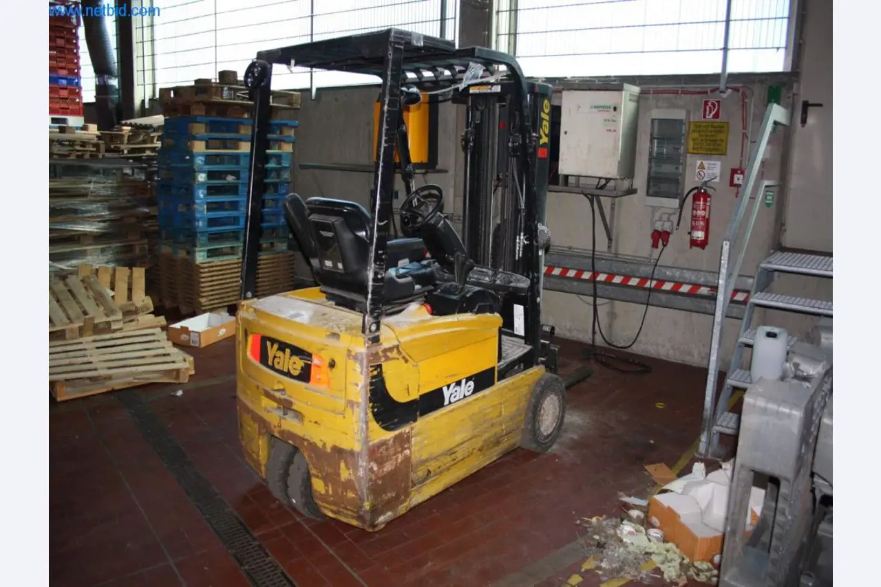 Devices for air conditioning, heating and cooling, workshop and storage facilities-2