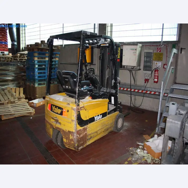 Devices for air conditioning, heating and cooling, workshop and storage facilities-2